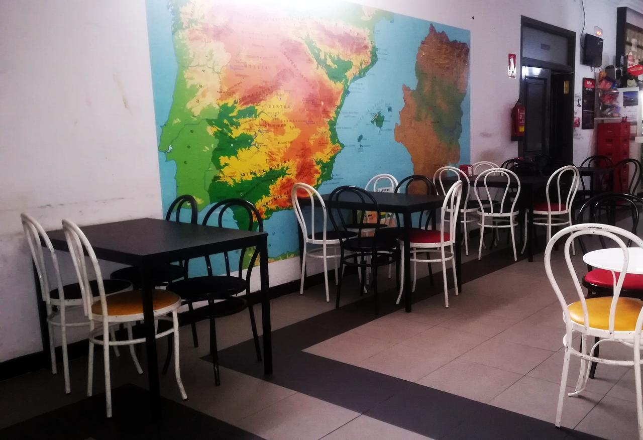 Albergue Internacional De Teruel City Backpackers Buitenkant foto